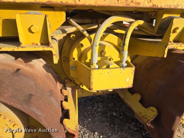 image for item ET5409 1998 Ranmax 1404-R trench compactor