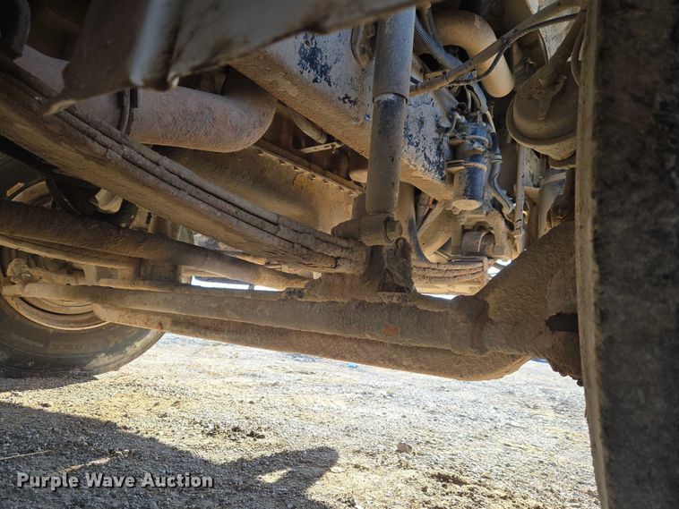 image for item ET5414 2004 Freightliner M2 water truck