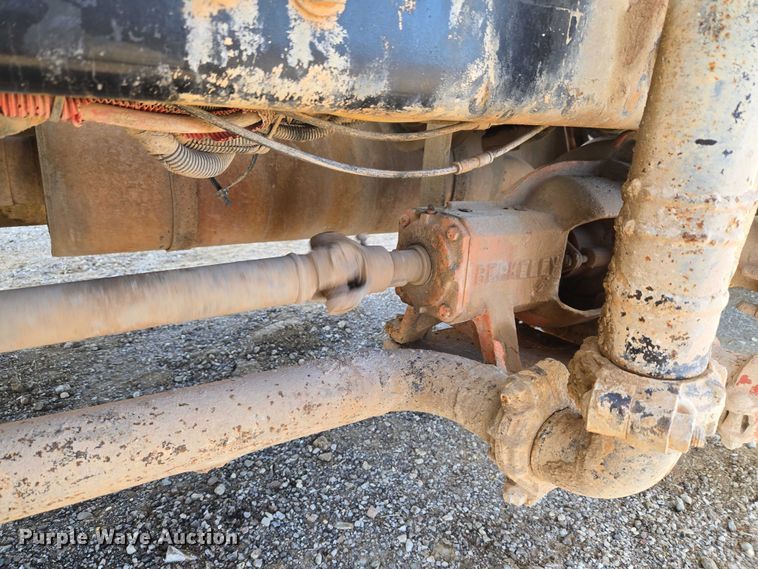 image for item ET5414 2004 Freightliner M2 water truck