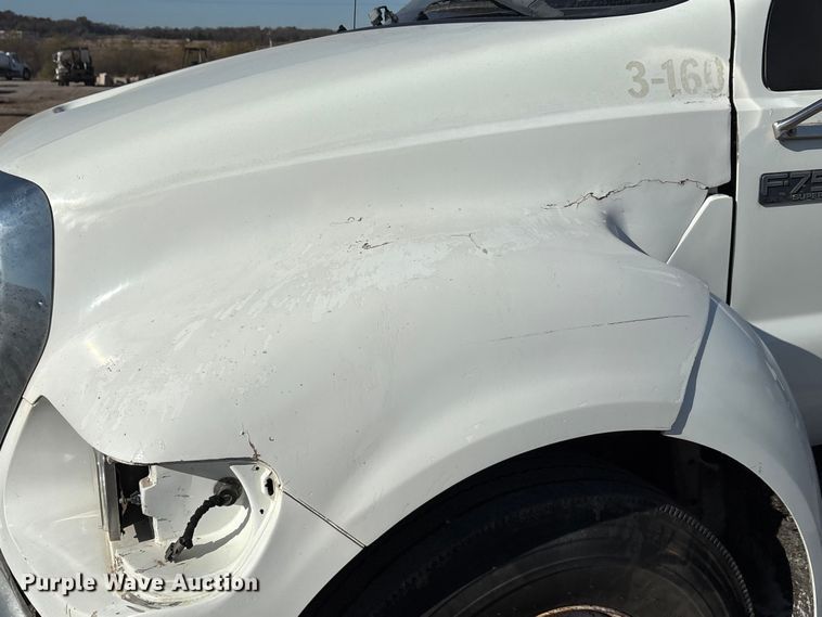 image for item ET5415 2008 Ford F750 water truck