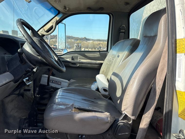 image for item ET5415 2008 Ford F750 water truck