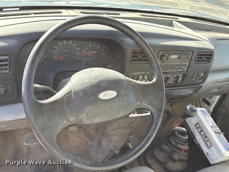 image for item ET5415 2008 Ford F750 water truck