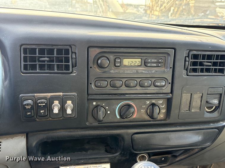 image for item ET5415 2008 Ford F750 water truck