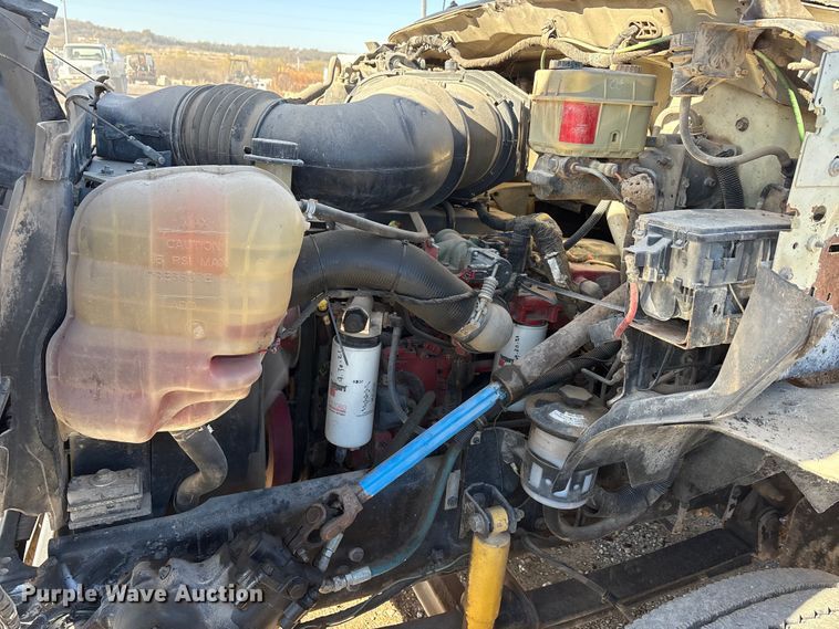 image for item ET5415 2008 Ford F750 water truck