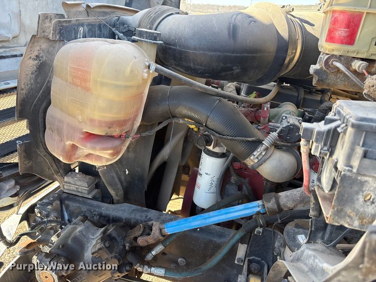 image for item ET5415 2008 Ford F750 water truck