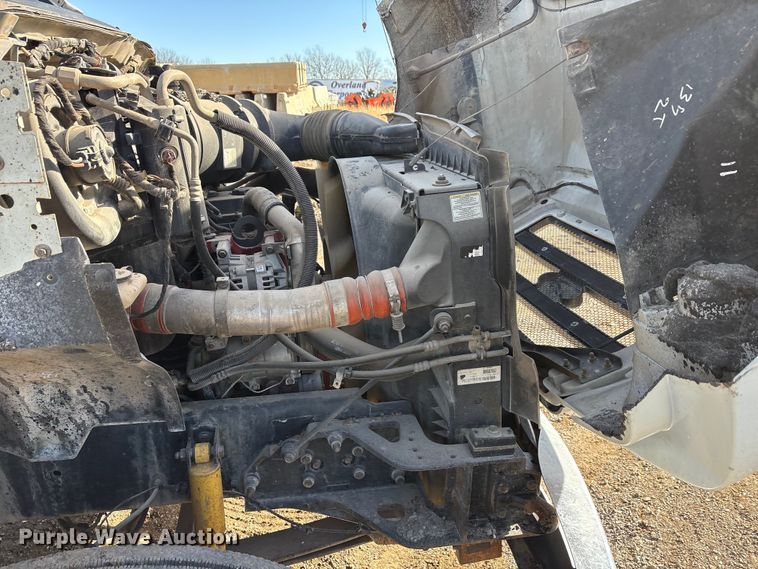 image for item ET5415 2008 Ford F750 water truck