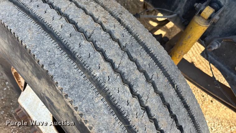 image for item ET5415 2008 Ford F750 water truck