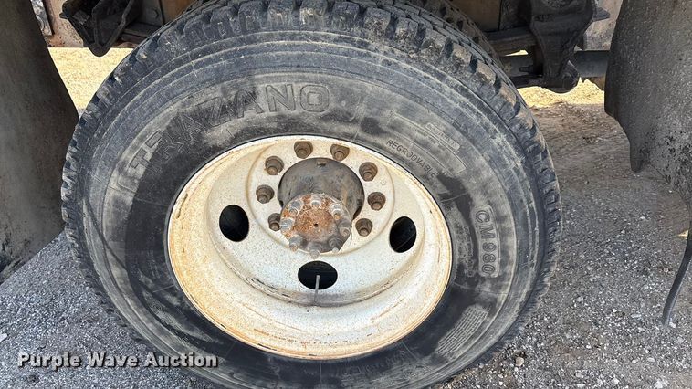 image for item ET5415 2008 Ford F750 water truck