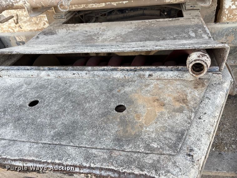 image for item ET5419 2011 Freightliner M2 water truck