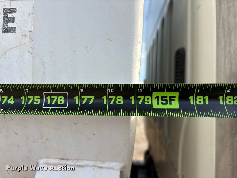 image for item ET5419 2011 Freightliner M2 water truck