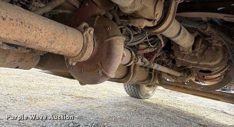 image for item ET5419 2011 Freightliner M2 water truck