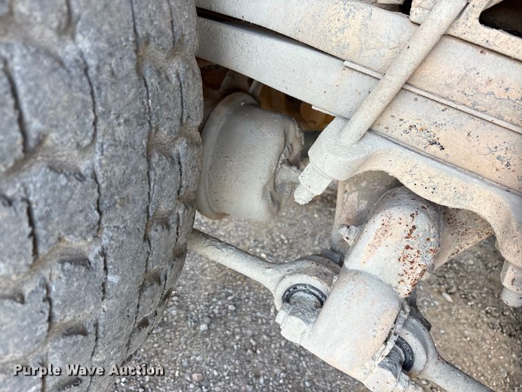 image for item ET5419 2011 Freightliner M2 water truck