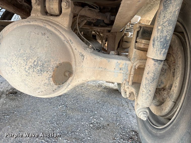 image for item ET5419 2011 Freightliner M2 water truck