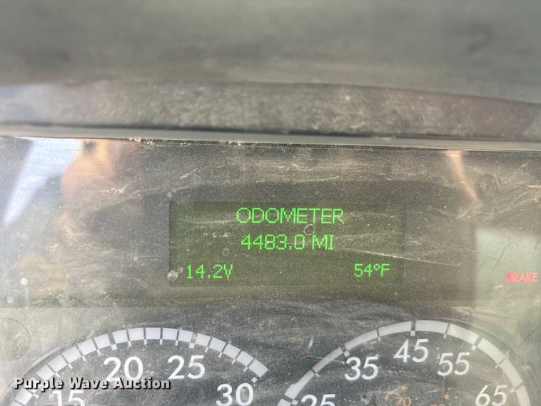 image for item ET5419 2011 Freightliner M2 water truck