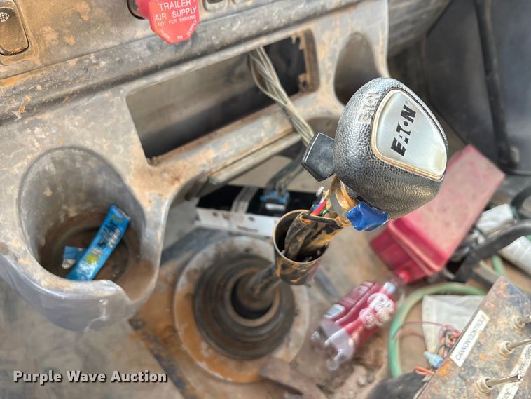 image for item ET5419 2011 Freightliner M2 water truck