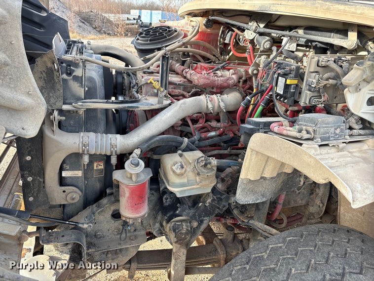 image for item ET5419 2011 Freightliner M2 water truck