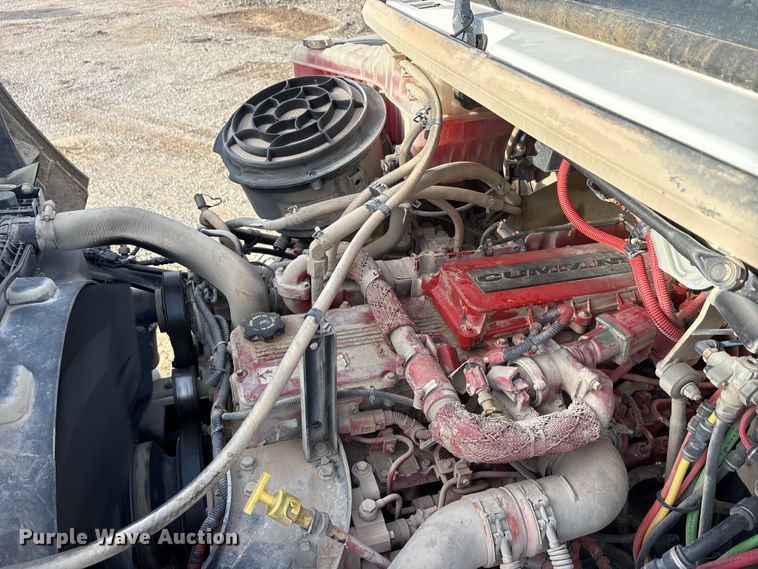 image for item ET5419 2011 Freightliner M2 water truck