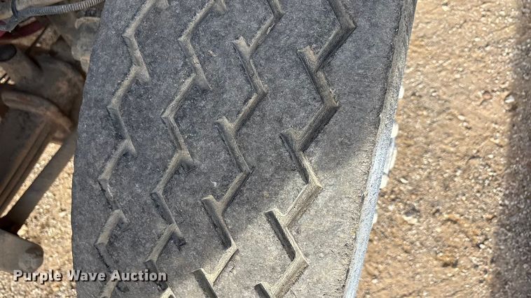 image for item ET5419 2011 Freightliner M2 water truck