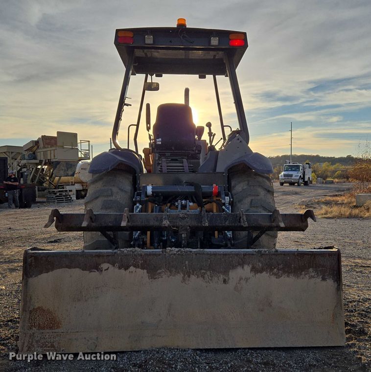 image for item ET5424 2018 Case 570N EP landscape tractor