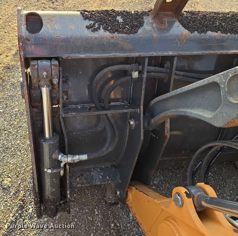 image for item ET5424 2018 Case 570N EP landscape tractor