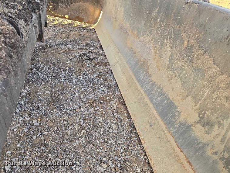 image for item ET5424 2018 Case 570N EP landscape tractor