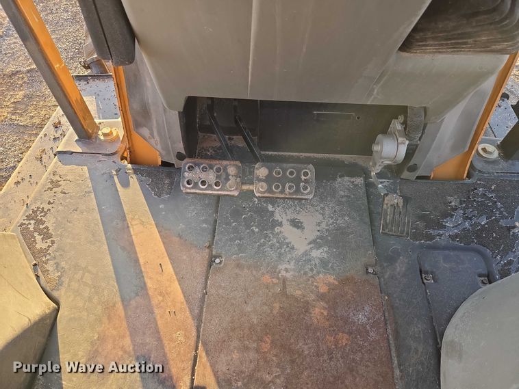 image for item ET5424 2018 Case 570N EP landscape tractor