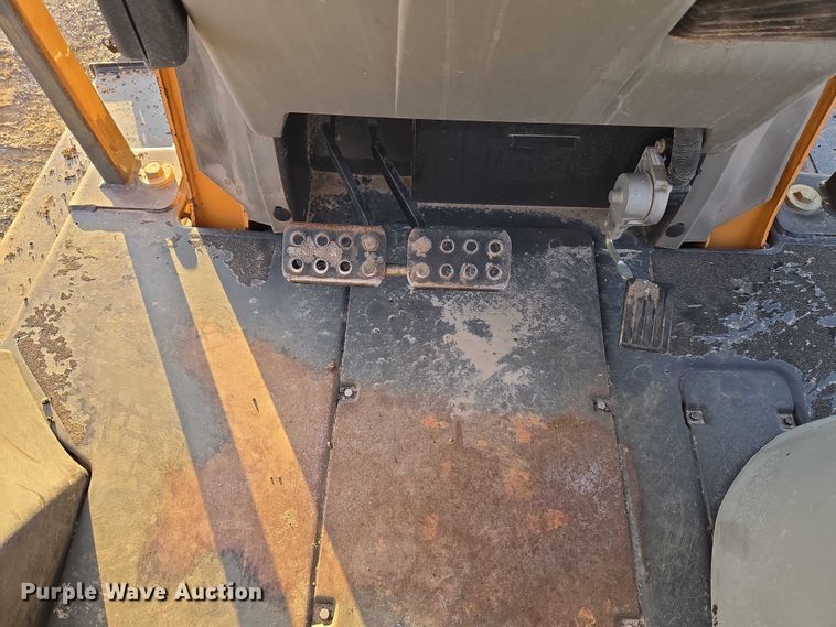 image for item ET5424 2018 Case 570N EP landscape tractor