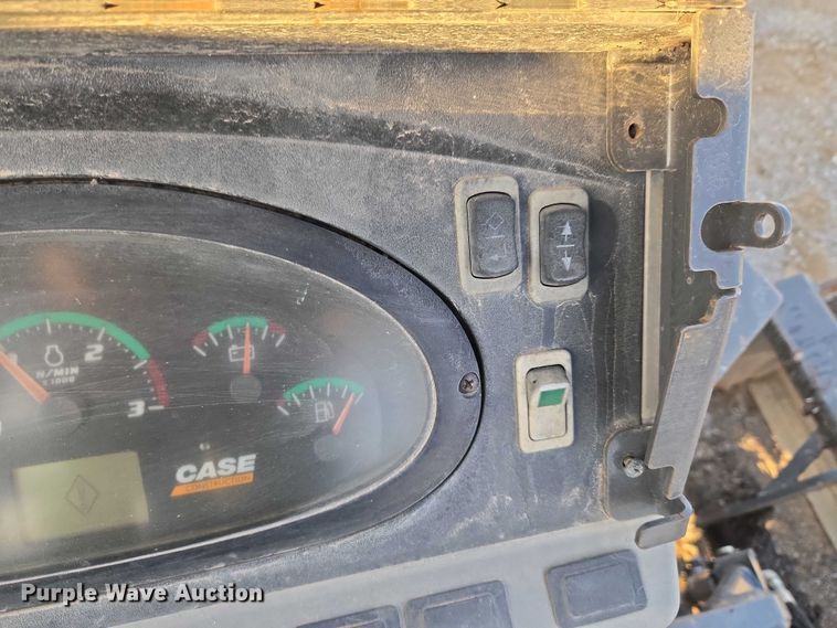 image for item ET5424 2018 Case 570N EP landscape tractor