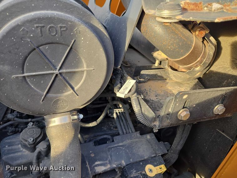 image for item ET5424 2018 Case 570N EP landscape tractor