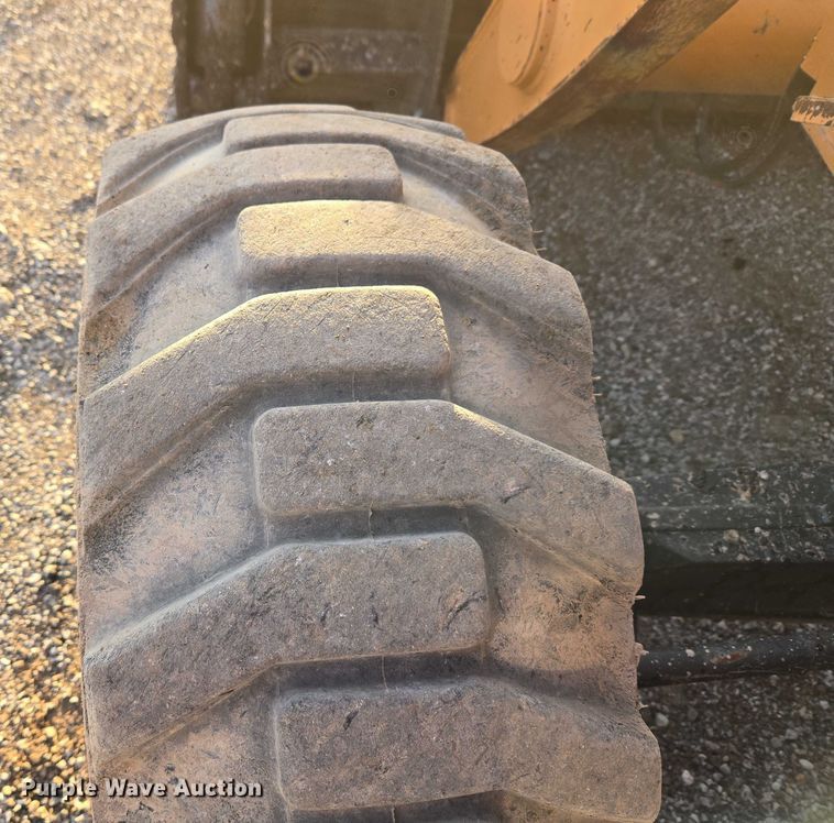 image for item ET5424 2018 Case 570N EP landscape tractor