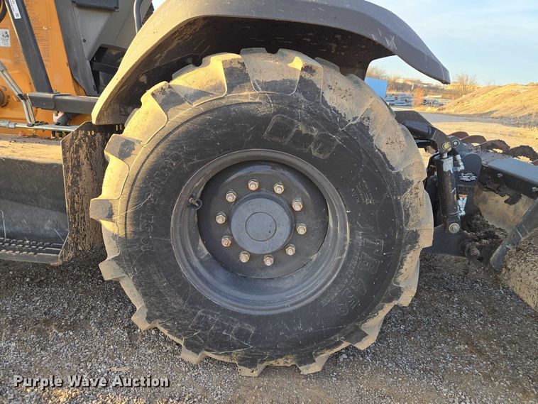 image for item ET5424 2018 Case 570N EP landscape tractor