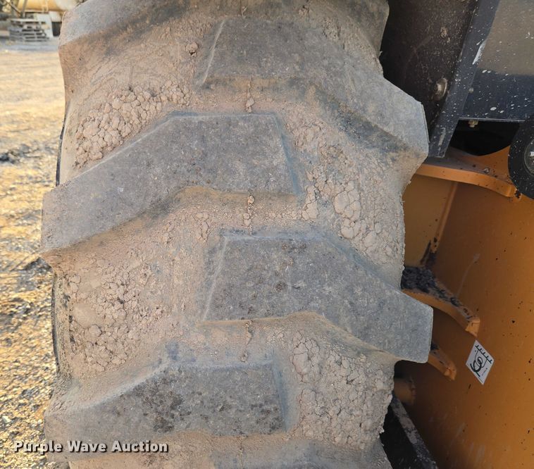 image for item ET5424 2018 Case 570N EP landscape tractor