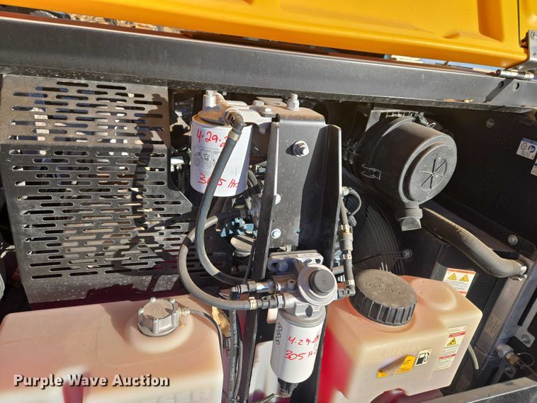 image for item ET5427 2022 Kaeser M55 air compressor