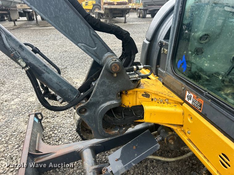 image for item ET6676 2018 John Deere 50G mini excavator