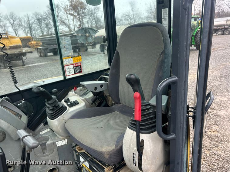 image for item ET6676 2018 John Deere 50G mini excavator