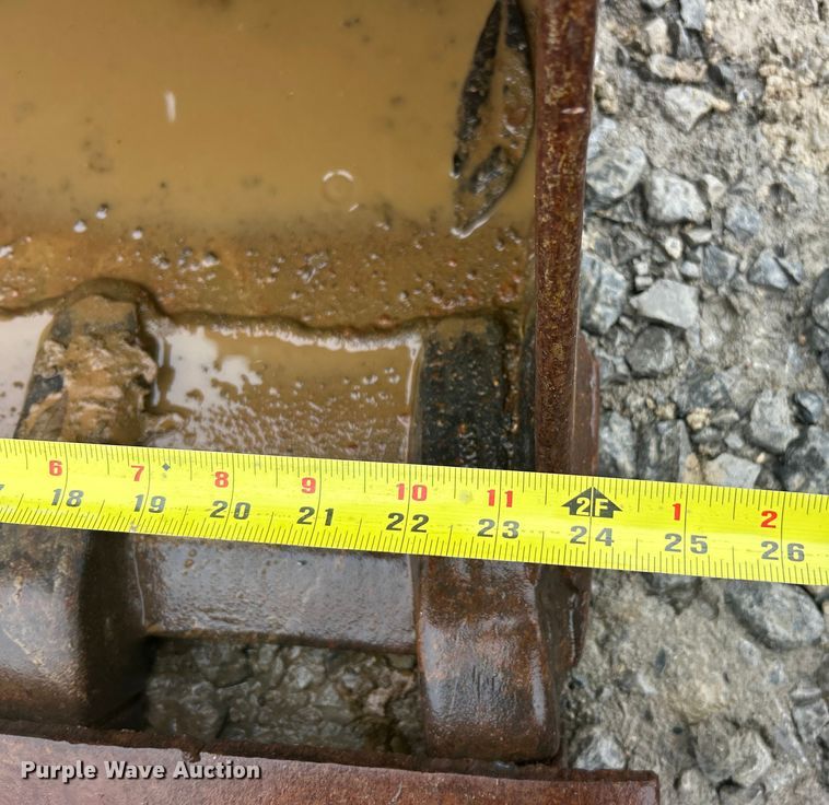 image for item ET6677 2013 John Deere 35D mini excavator