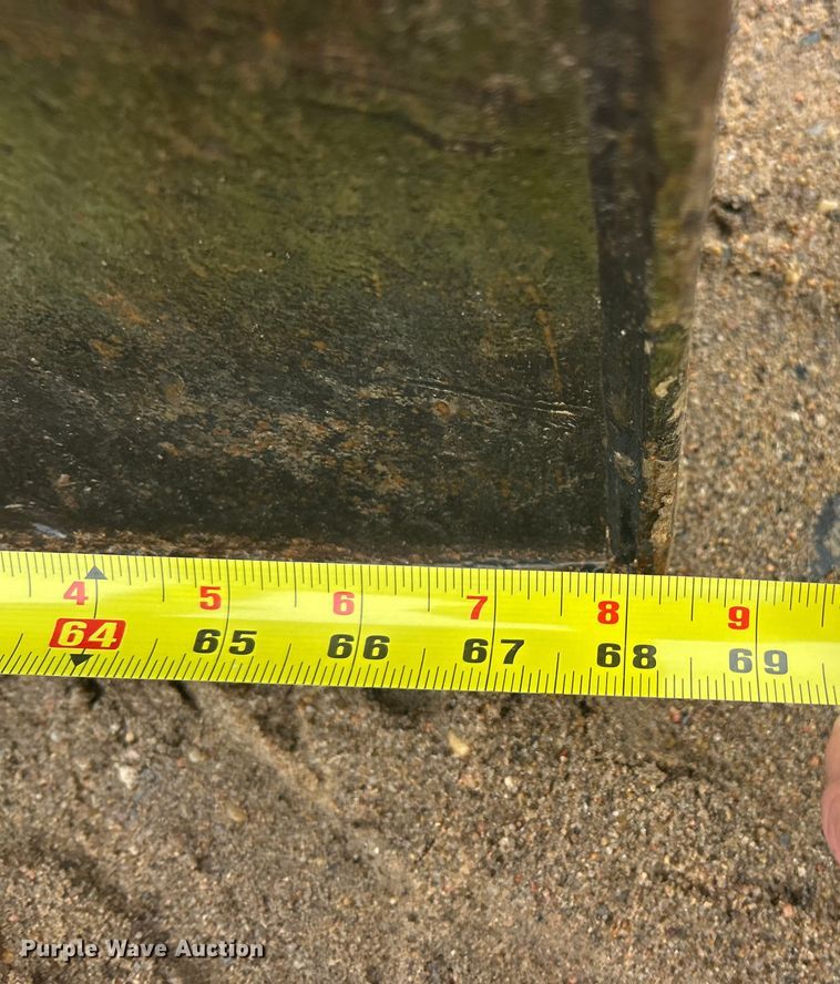 image for item ET6677 2013 John Deere 35D mini excavator