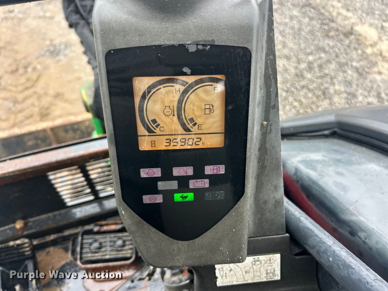 image for item ET6677 2013 John Deere 35D mini excavator