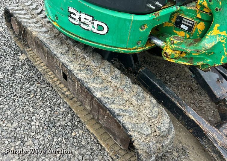 image for item ET6677 2013 John Deere 35D mini excavator