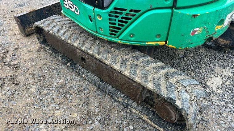 image for item ET6677 2013 John Deere 35D mini excavator