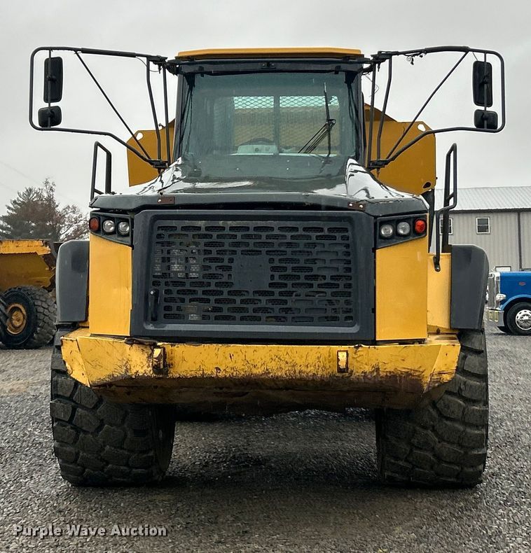 image for item ET6680 2015 John Deere 410E articulated haul truck