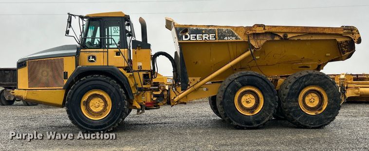 image for item ET6680 2015 John Deere 410E articulated haul truck
