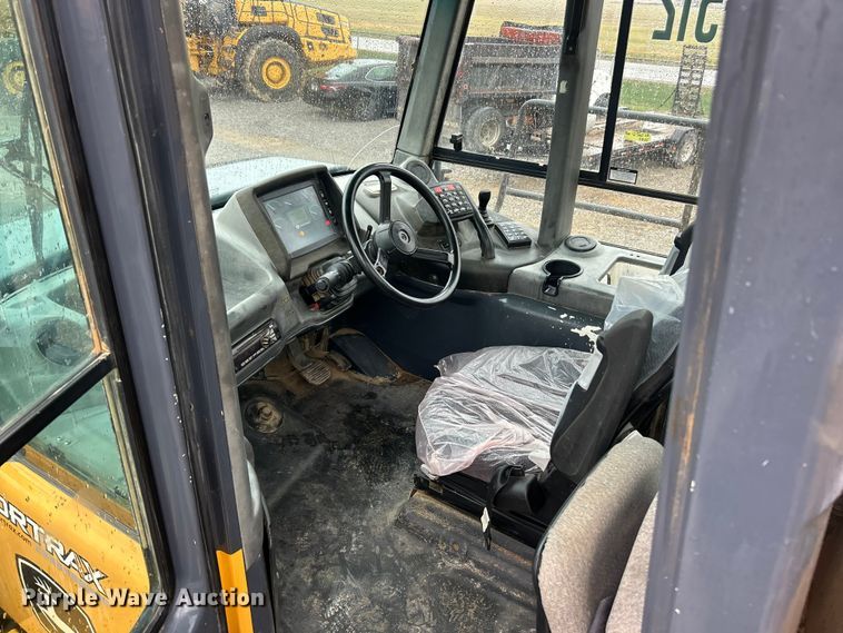 image for item ET6680 2015 John Deere 410E articulated haul truck