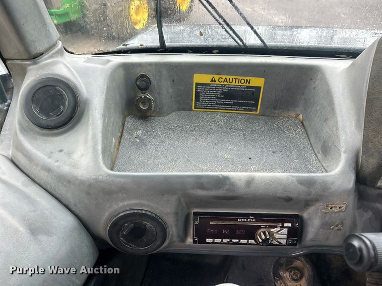 image for item ET6680 2015 John Deere 410E articulated haul truck