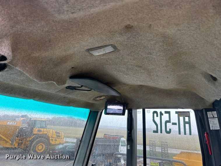 image for item ET6680 2015 John Deere 410E articulated haul truck