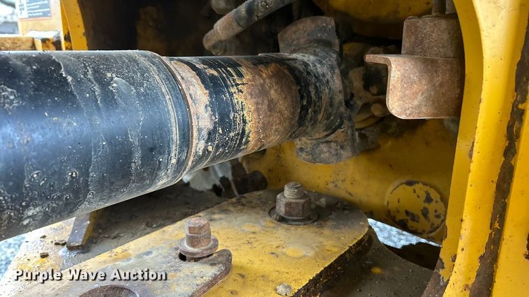 image for item ET6680 2015 John Deere 410E articulated haul truck