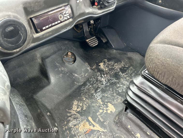 image for item ET6682 2015 John Deere 410E articulated haul truck