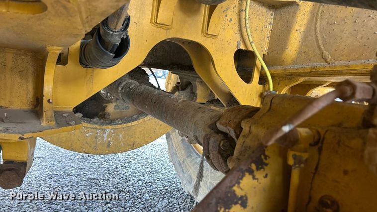 image for item ET6682 2015 John Deere 410E articulated haul truck