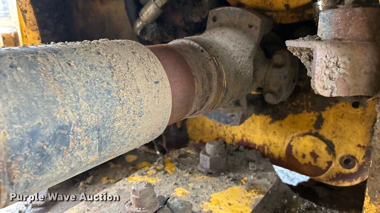 image for item ET6682 2015 John Deere 410E articulated haul truck