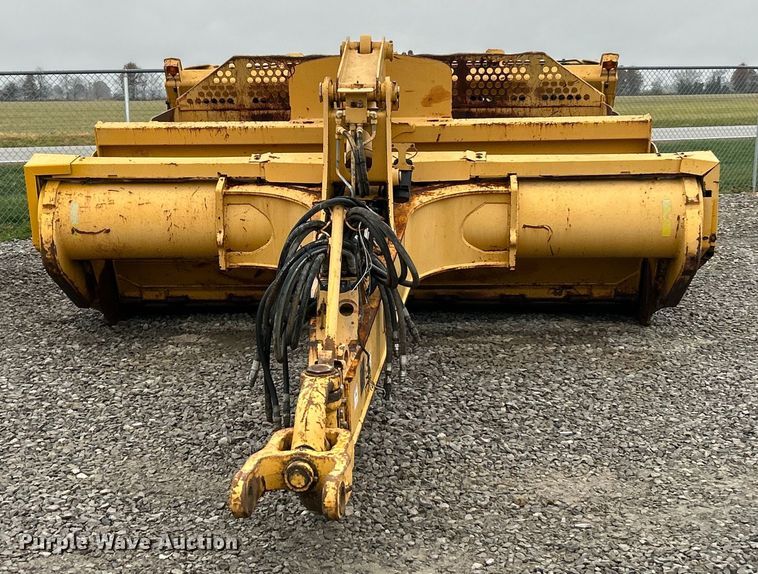 image for item ET6684 2012 John Deere 2112C scraper